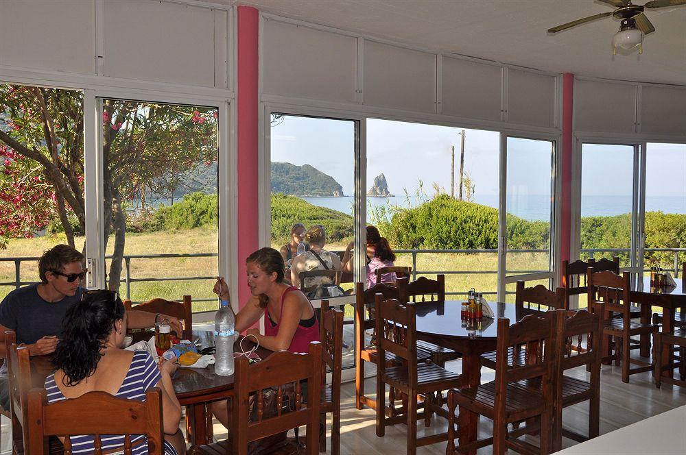 Pink Palace Beach Resort Agios Gordios  Bagian luar foto