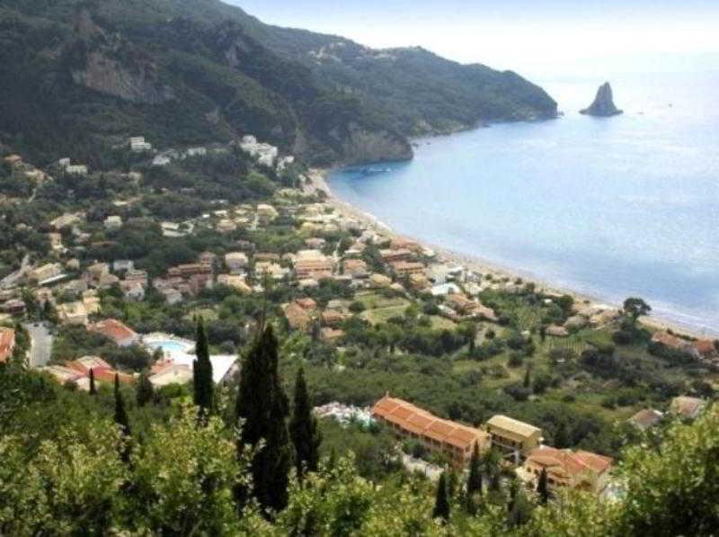 Pink Palace Beach Resort Agios Gordios  Bagian luar foto