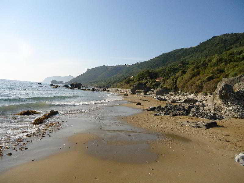 Pink Palace Beach Resort Agios Gordios  Bagian luar foto