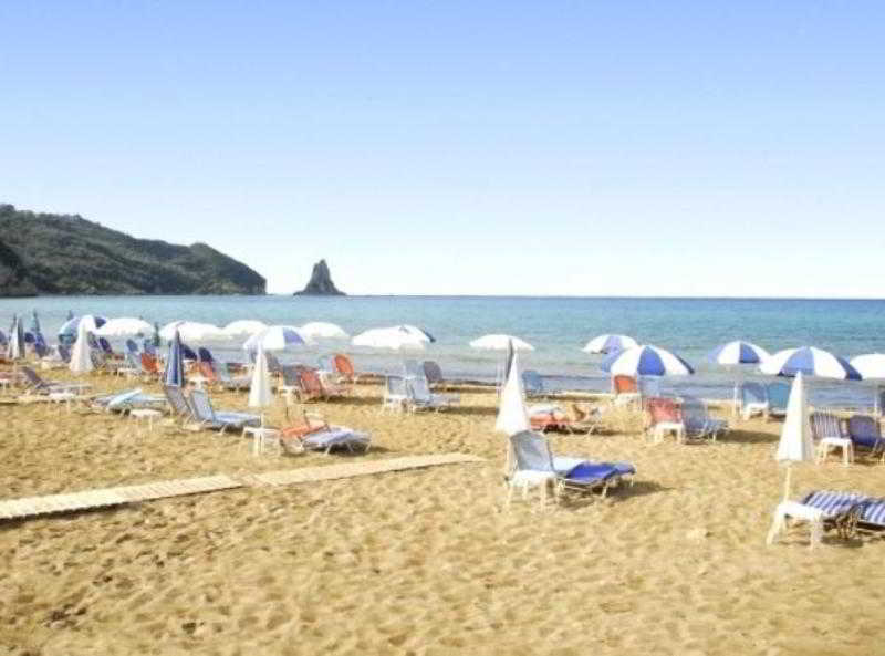 Pink Palace Beach Resort Agios Gordios  Bagian luar foto
